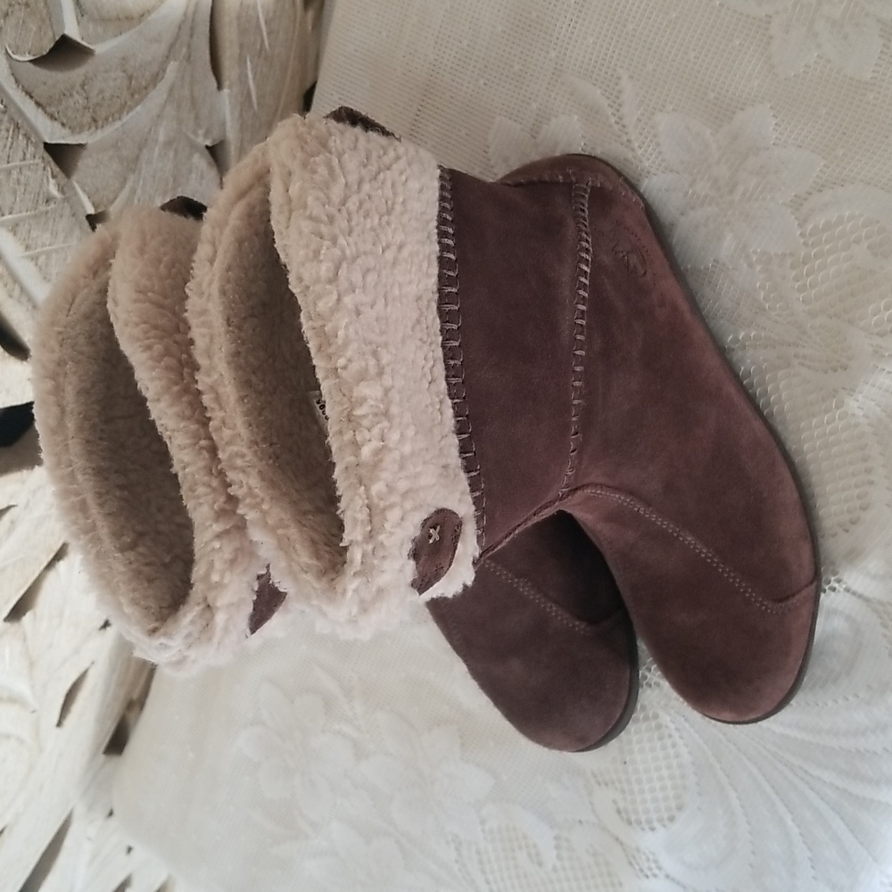 Timberland Genuine Leather Slip on Brown Boots Waterproof Size 6M Mid Calf Style - Picture 3 of 17